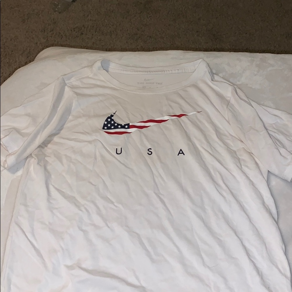 NIKE american flag dri fit short sleeve tee